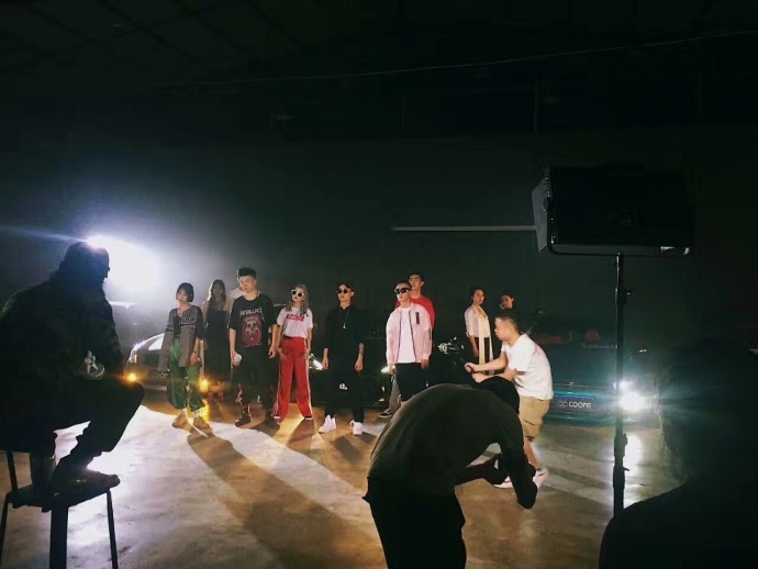 炸死他们！ 魔爪Air拍摄，《中国有嘻哈》选手Gai 天干物燥MV幕后揭秘